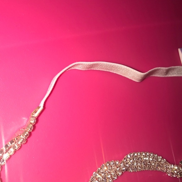 3/$15 Rhinestone headband - Picture 5 of 5
